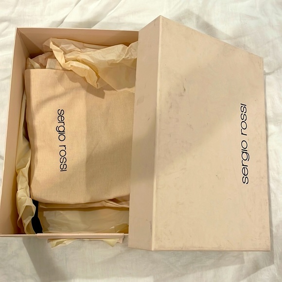 Brand New! NWT SERGIO ROSSI embossed leather silver and transparent heel. - Picture 7 of 8